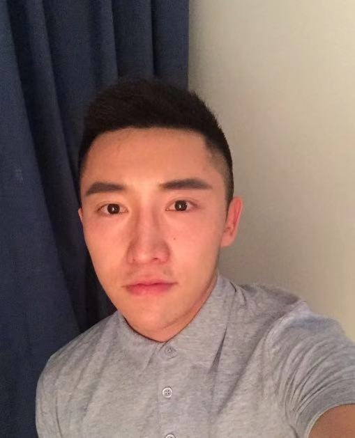 灰太狼的第一张照片--石家庄相亲服务中心