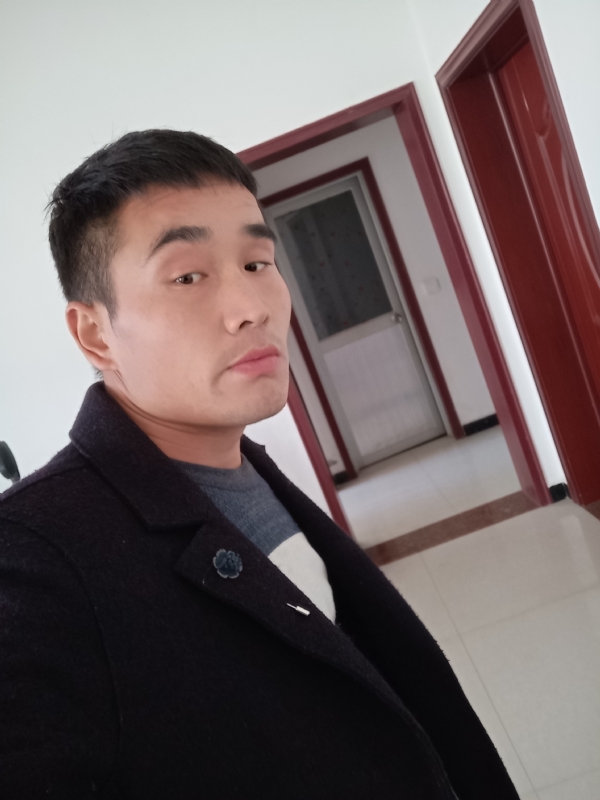 醒醒吧兄弟的第一张照片--石家庄相亲服务中心