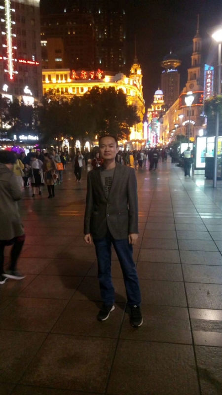 水池养鱼的第一张照片--石家庄相亲服务中心