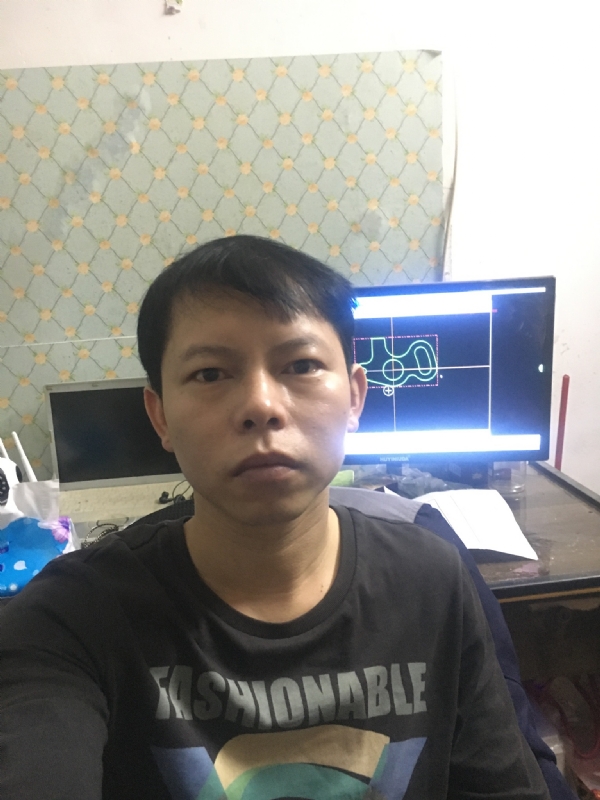 黄叶枫的第一张照片--石家庄相亲服务中心