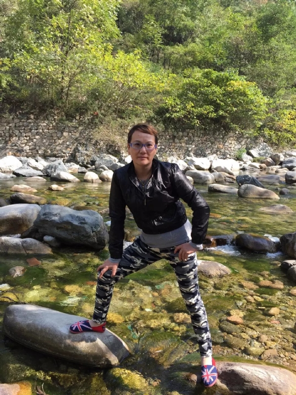 金鑫的第一张照片--石家庄相亲服务中心