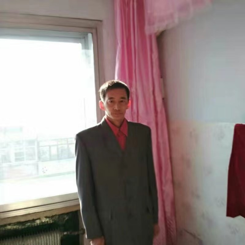 阳光明媚的第一张照片--石家庄相亲服务中心