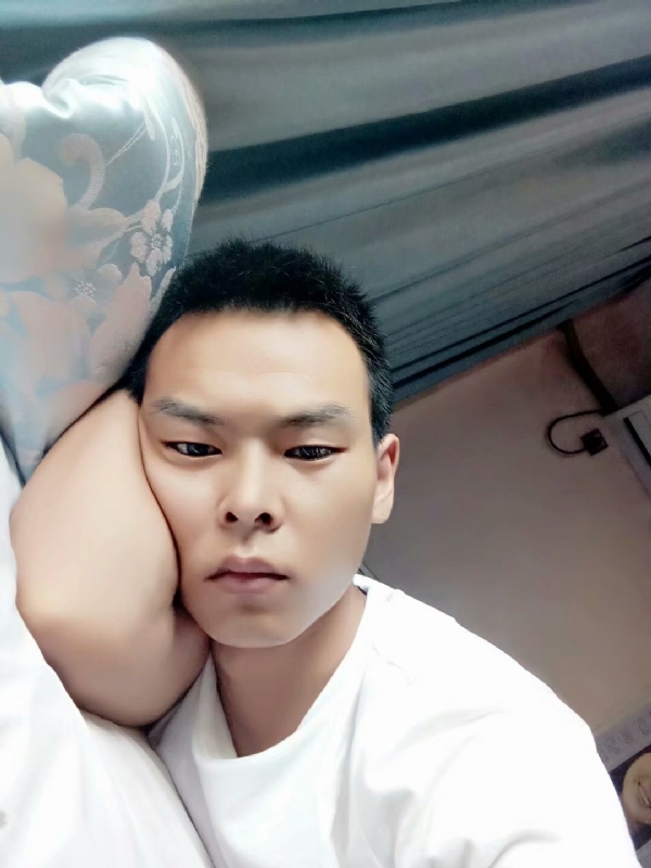 琪子心的第一张照片--石家庄相亲服务中心