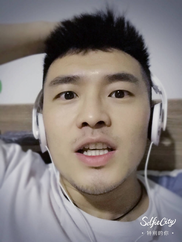 开心最好的第一张照片--石家庄相亲服务中心