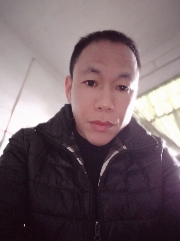 相信真爱的第一张照片--石家庄相亲服务中心