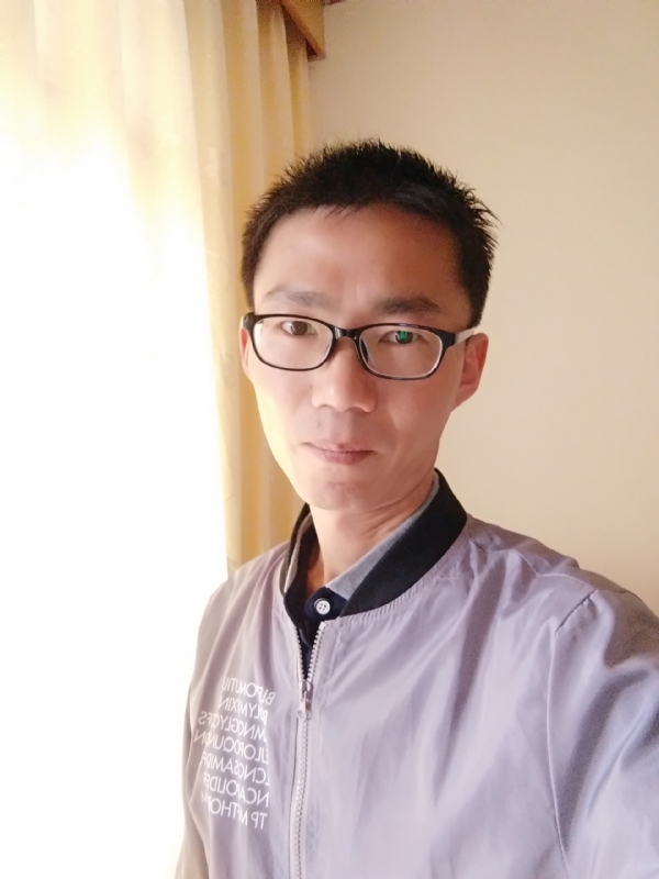 平凡的风的第二张照片--石家庄相亲服务中心