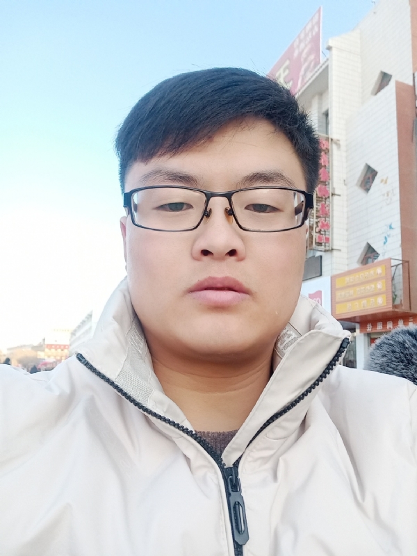 执子之手与子偕老的第一张照片--石家庄相亲服务中心