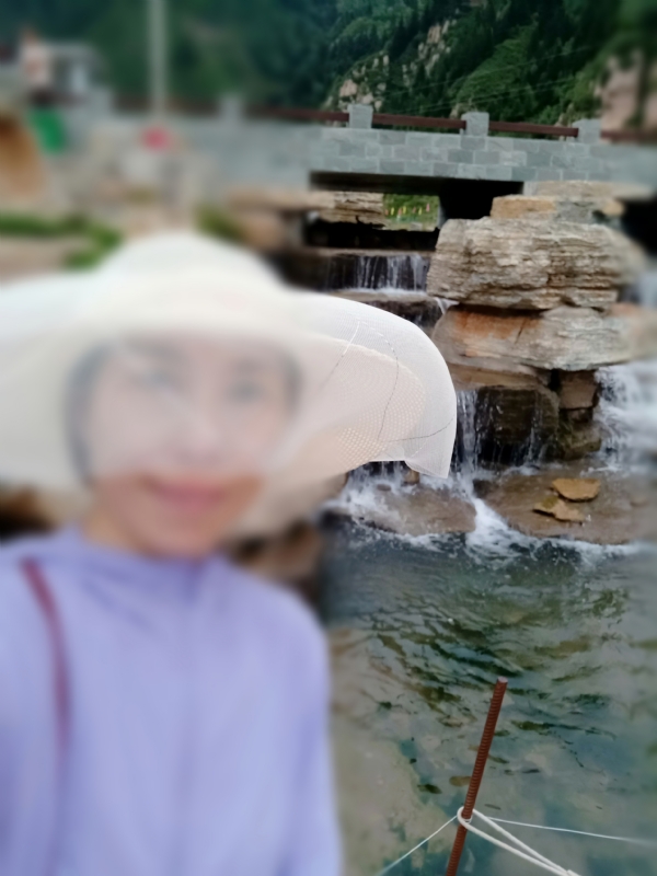 沥秋的第一张照片--石家庄相亲服务中心