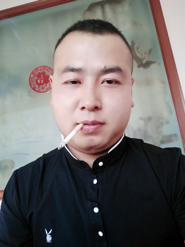 贰爺的第一张照片--石家庄相亲服务中心