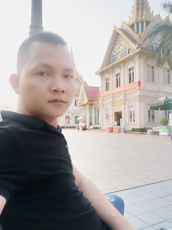 漂泊者的第一张照片--石家庄相亲服务中心