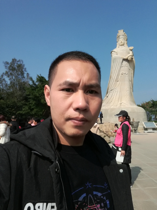 不羁的风的第一张照片--石家庄相亲服务中心