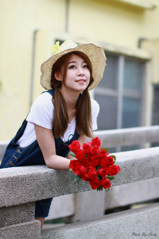 阳光朵朵的第一张照片--石家庄相亲服务中心