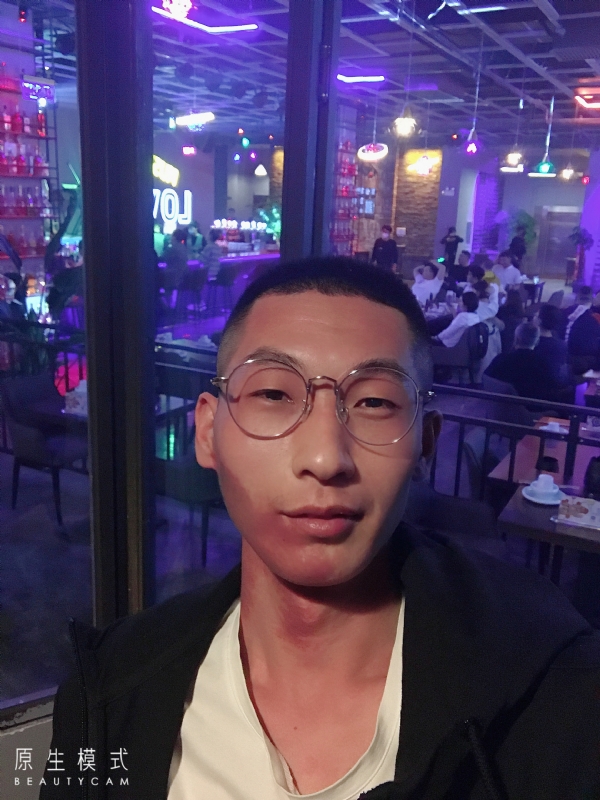 东北小伙的第一张照片--石家庄相亲服务中心