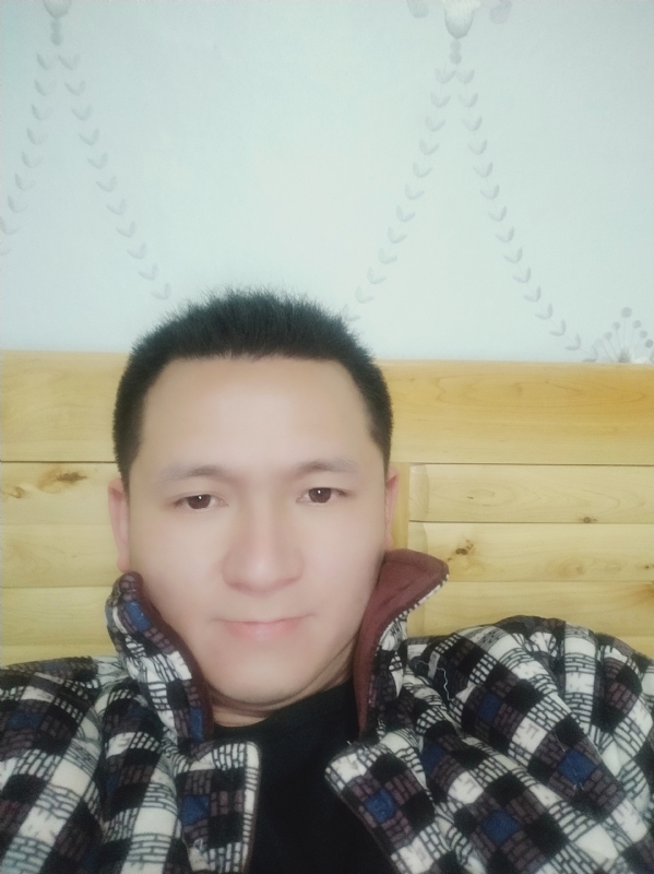 寻找一个真实的她的第一张照片--石家庄相亲服务中心