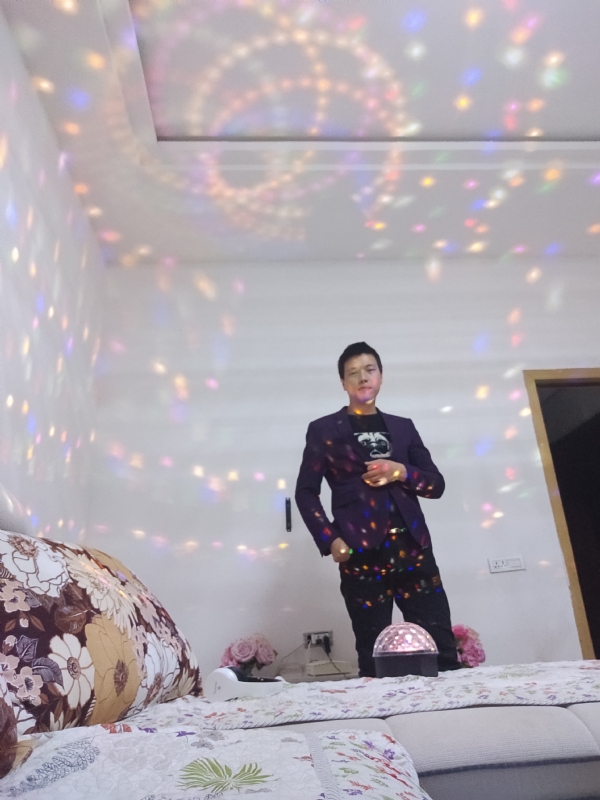 慕凡的第一张照片--石家庄相亲服务中心