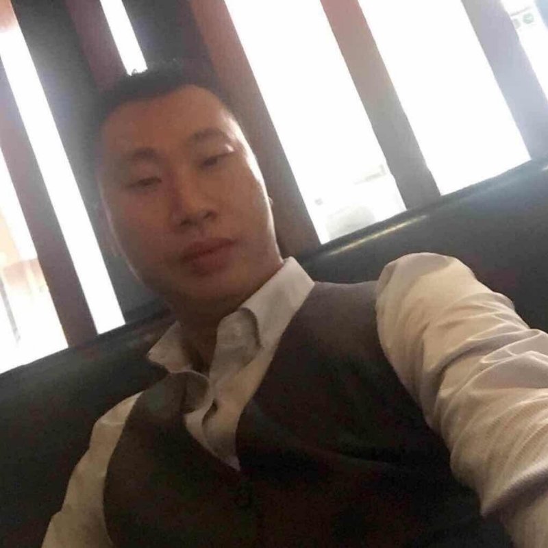 陈威的第一张照片--石家庄相亲服务中心