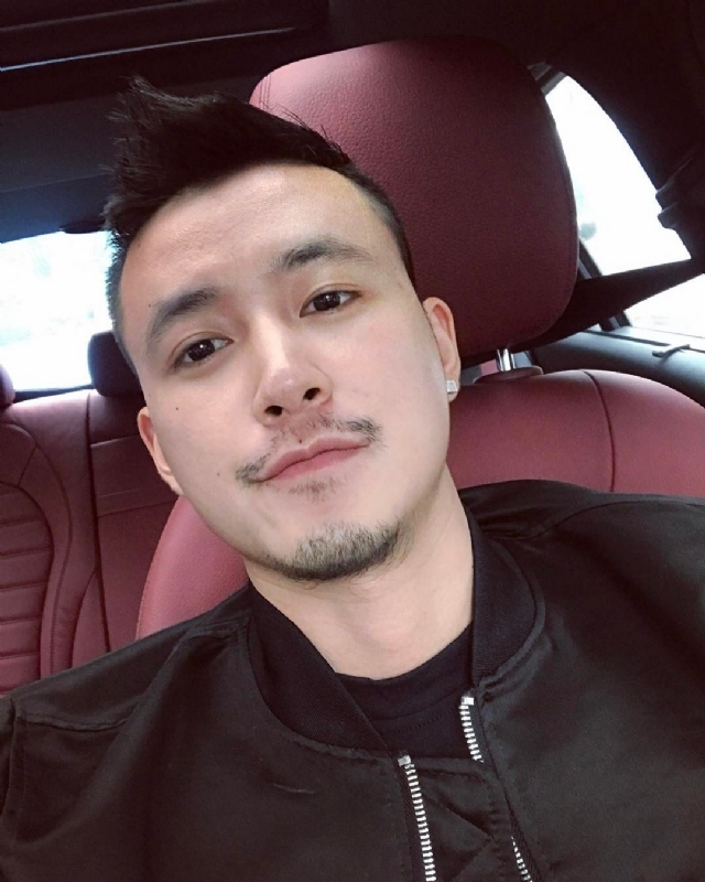 隆刘的第一张照片--石家庄相亲服务中心