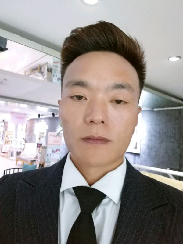 醉酒的蝴蝶的第一张照片--石家庄相亲服务中心