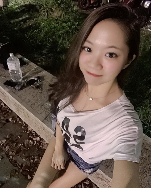 欣欣的第一张照片--石家庄相亲服务中心