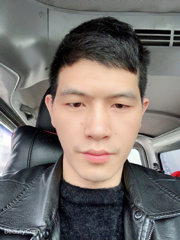 华仔的第一张照片--石家庄相亲服务中心