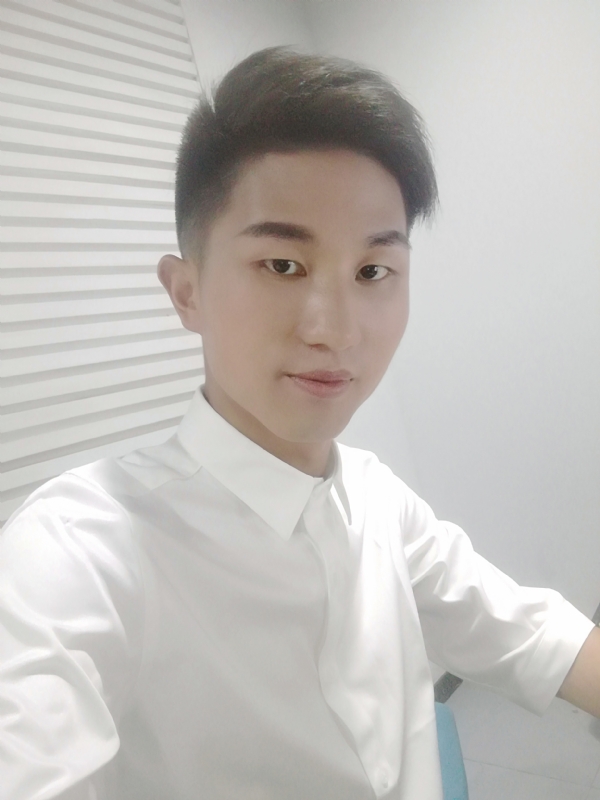 MrLi的第一张照片--石家庄相亲服务中心