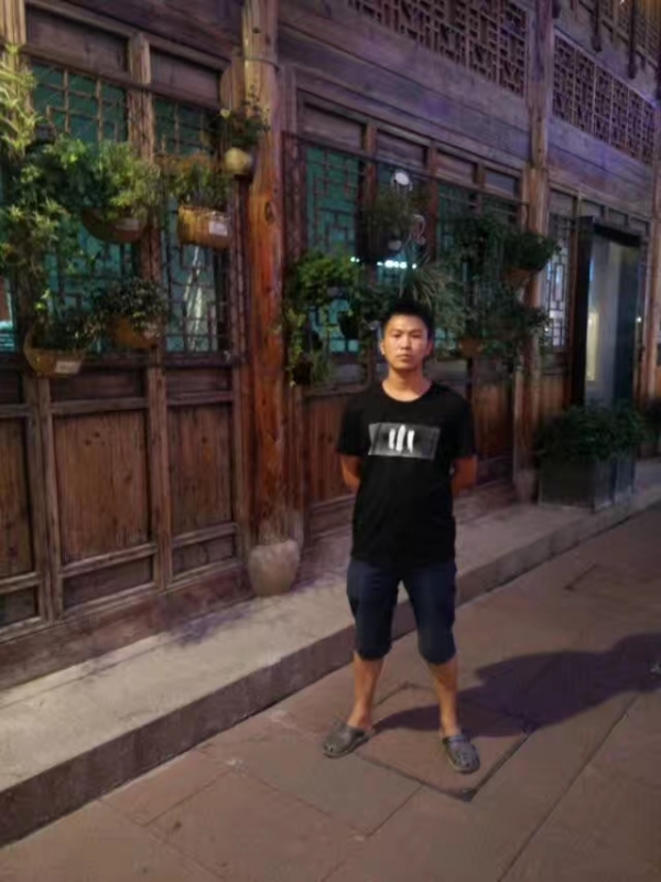 回忆的第一张照片--石家庄相亲服务中心