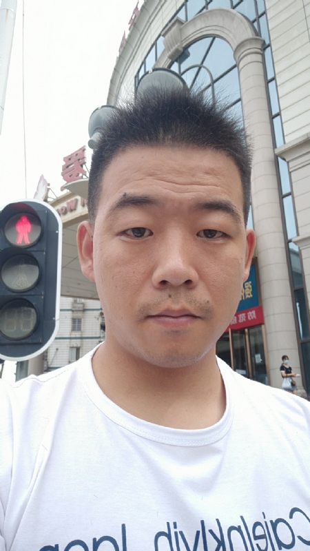 夜空的第一张照片--石家庄相亲服务中心