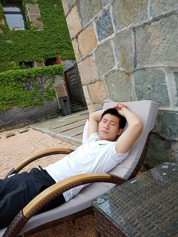 真心寻找另一半的第一张照片--石家庄相亲服务中心