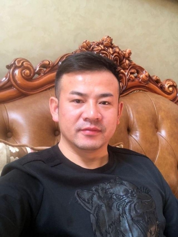 治国的第一张照片--石家庄相亲服务中心