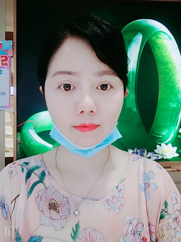 舞月飘雪的第二张照片--石家庄相亲服务中心