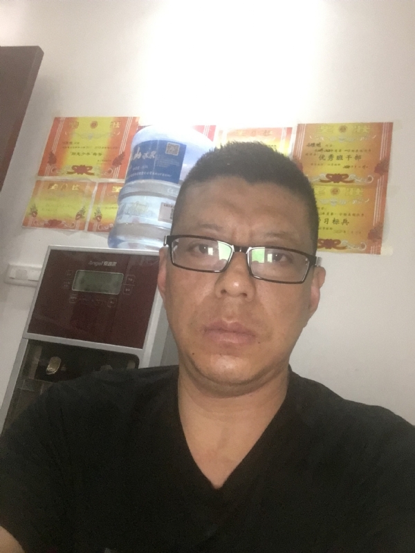 牵手的第一张照片--石家庄相亲服务中心