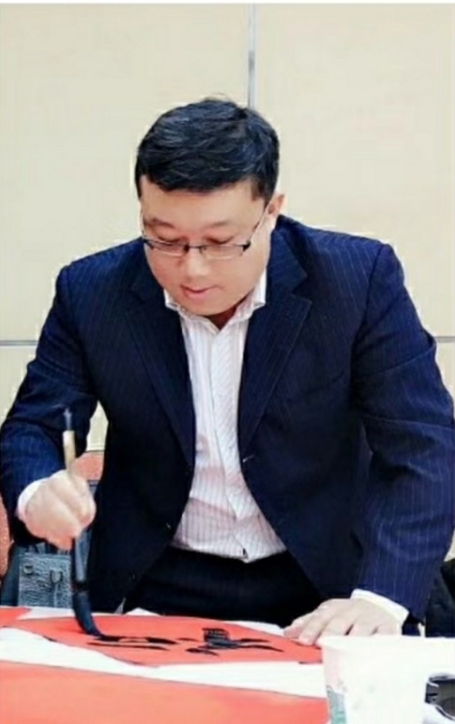 青岛小哥哥的第一张照片--石家庄相亲服务中心