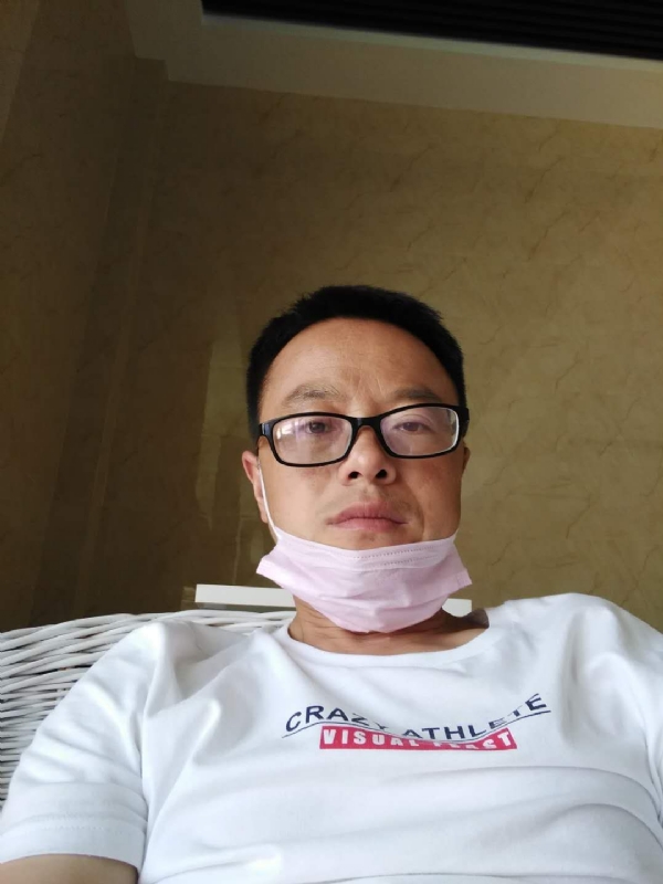 小马奔腾的第一张照片--石家庄相亲服务中心