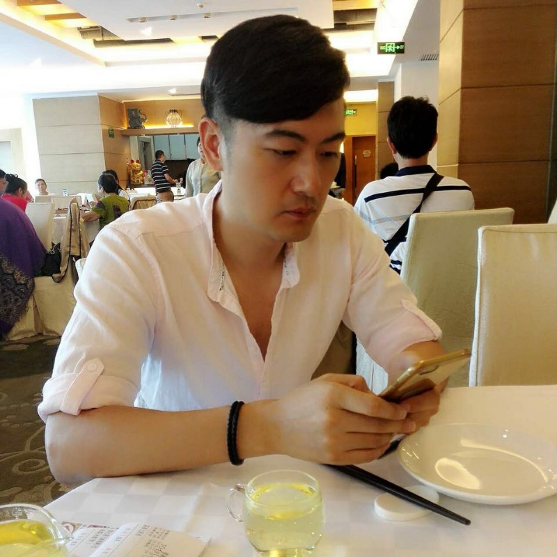 猩猩的第一张照片--石家庄相亲服务中心