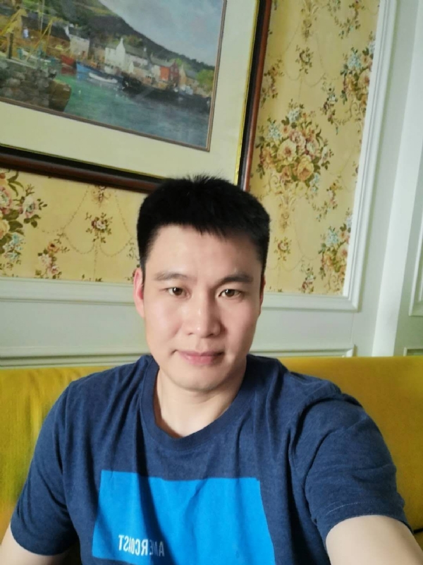 阳光灿烂的第二张照片--石家庄相亲服务中心