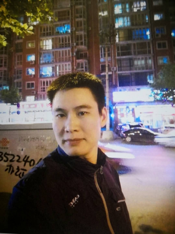 阳光灿烂的第三张照片--石家庄相亲服务中心