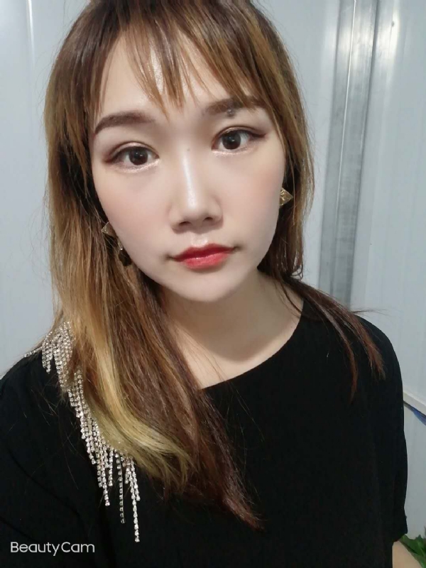 艾薇的第四张照片--石家庄相亲服务中心