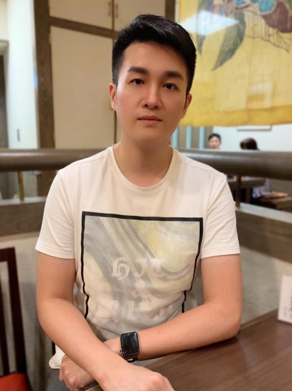 岁月流逝的第二张照片--石家庄相亲服务中心