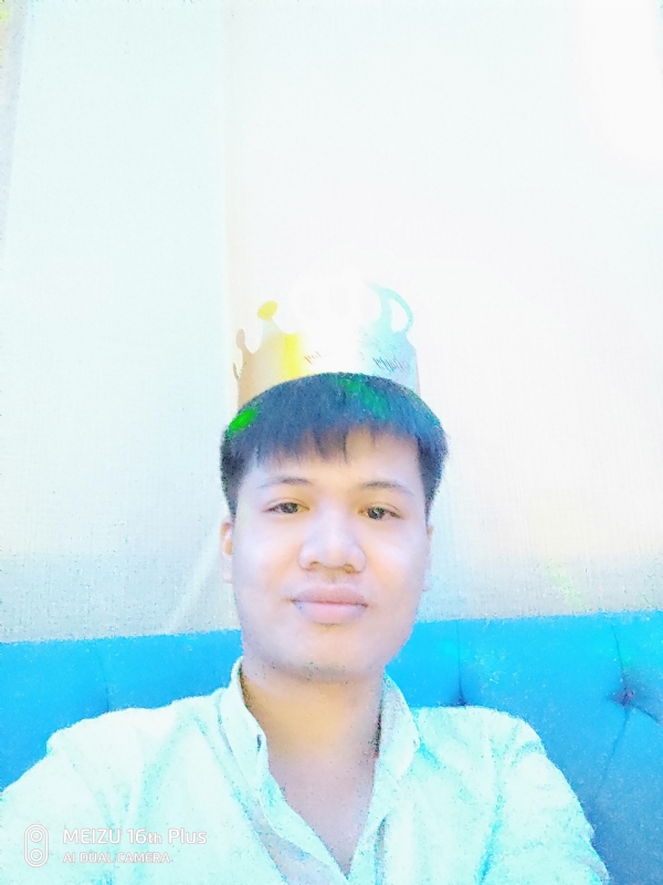 寻找另一半的第一张照片--石家庄相亲服务中心