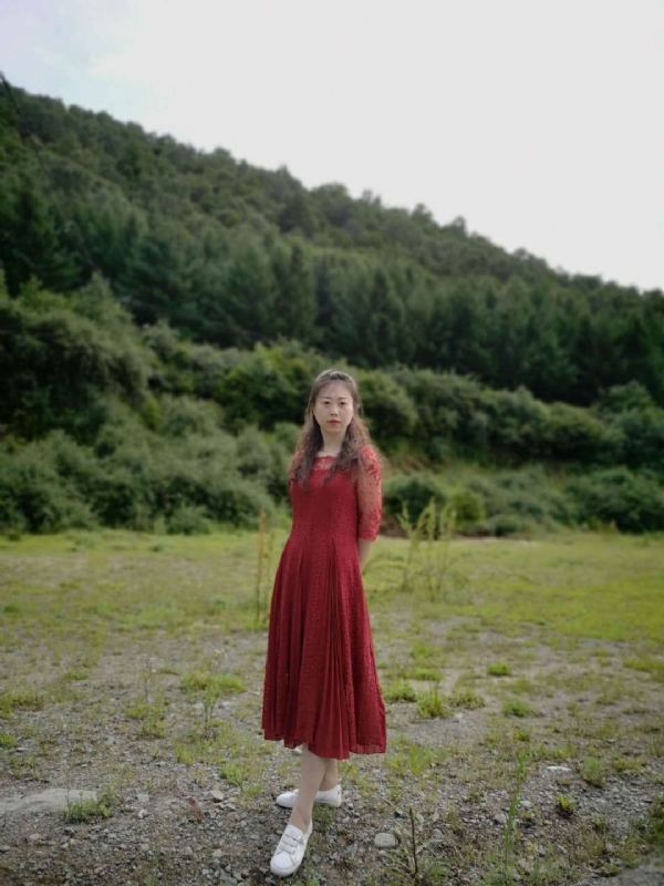 木槿的第五张照片--石家庄相亲服务中心