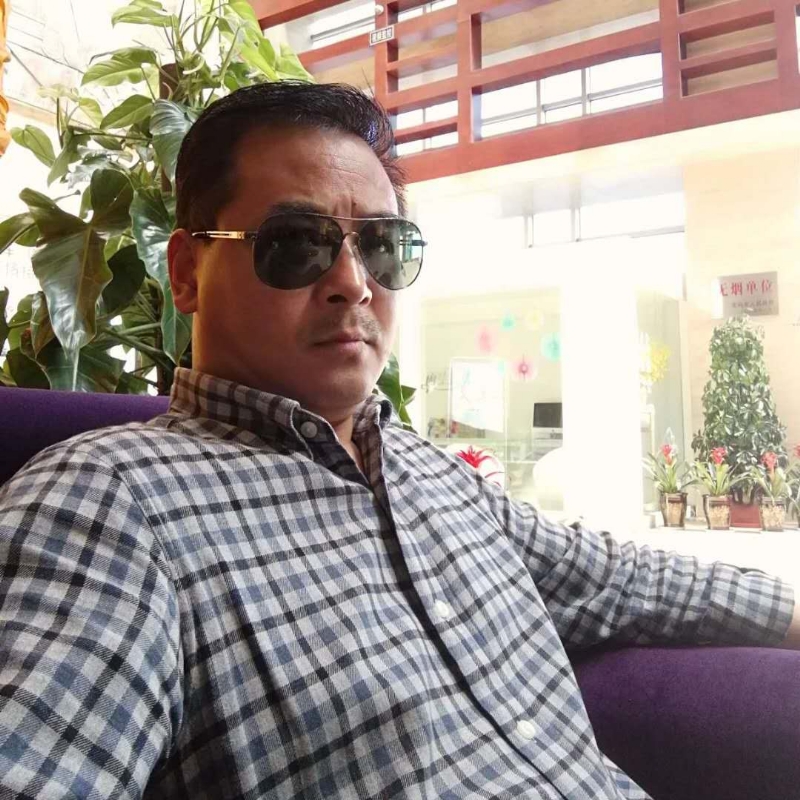 雪豹的第一张照片--石家庄相亲服务中心