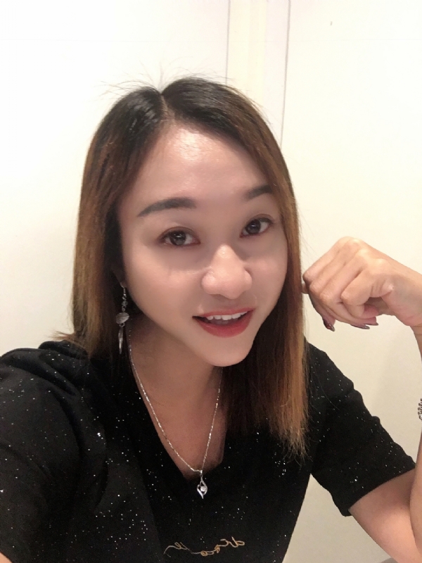 小蜜蜂??的第一张照片--石家庄相亲服务中心