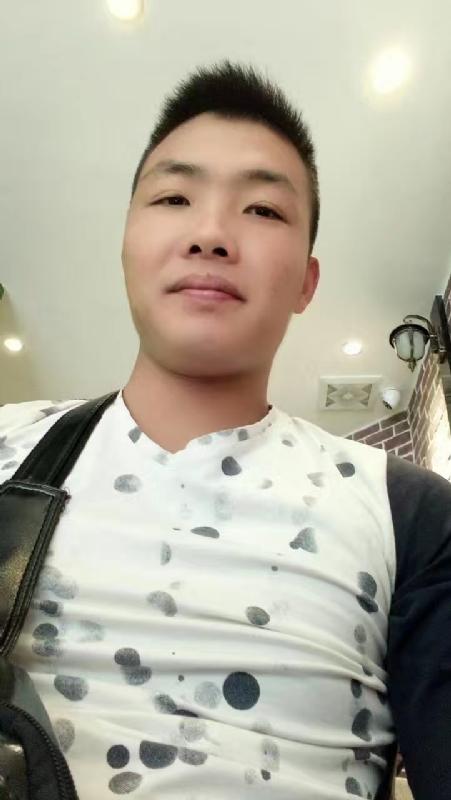 吃生蚝的小乖乖的第一张照片--石家庄相亲服务中心