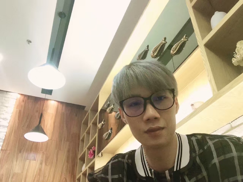 黄峰的第一张照片--石家庄相亲服务中心