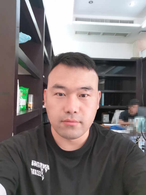 香菇稻草人的第一张照片--石家庄相亲服务中心