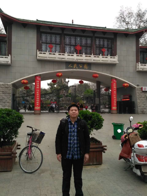 在奋斗的第四张照片--石家庄相亲服务中心