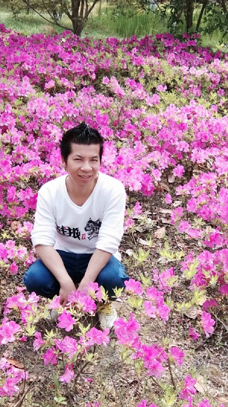 云淡风轻的第一张照片--石家庄相亲服务中心