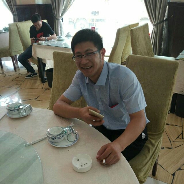 秋天的回忆的第一张照片--石家庄相亲服务中心