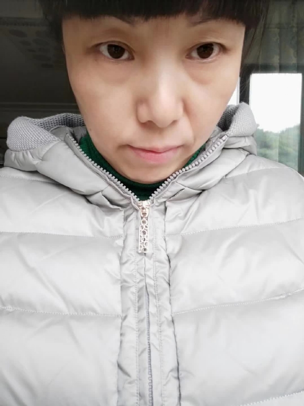 一抹幽蓝的第一张照片--石家庄相亲服务中心