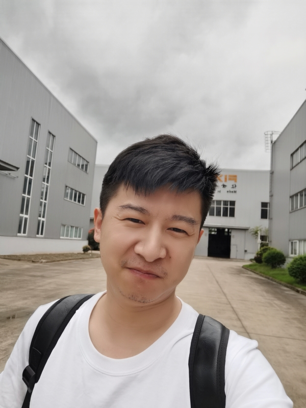 二叔的第二张照片--石家庄相亲服务中心